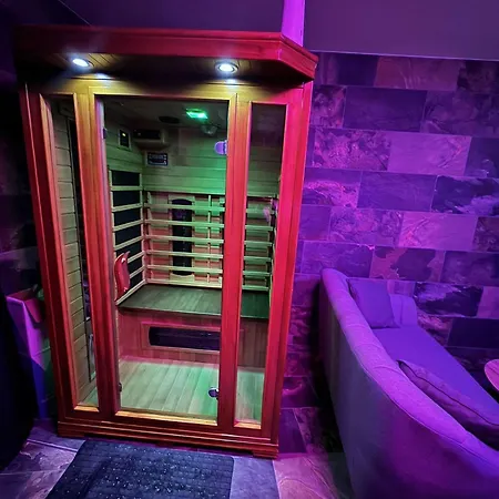 Love Room Spa Apartment *